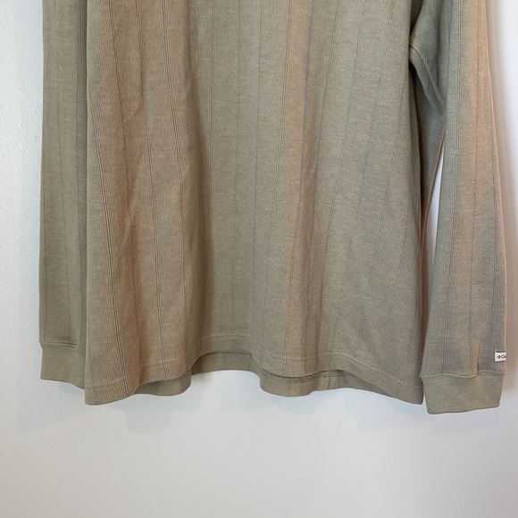 Columbia Sweater Men XL Tan V Neck Stretchy Columbia Tag on L Sleeve - Picture 4 of 12